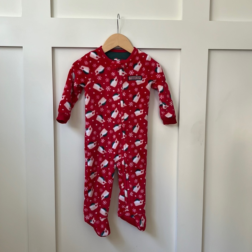 Vineyard vines Santa Whale Romper Holiday Pajamas